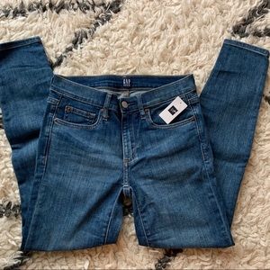 Women’s GAP Jeans